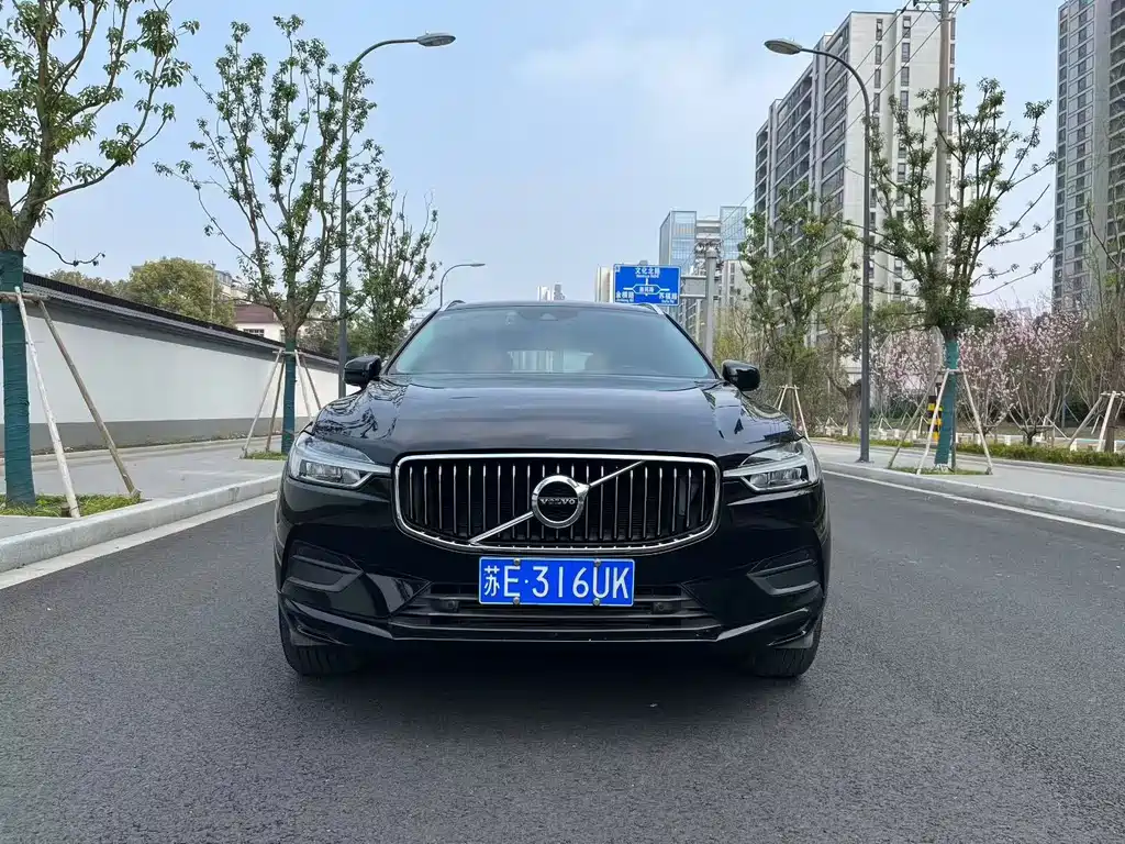 Volvo XC60 2019 T5 4WD Zhiyuan Edition National VI купить на сайте DeffCars