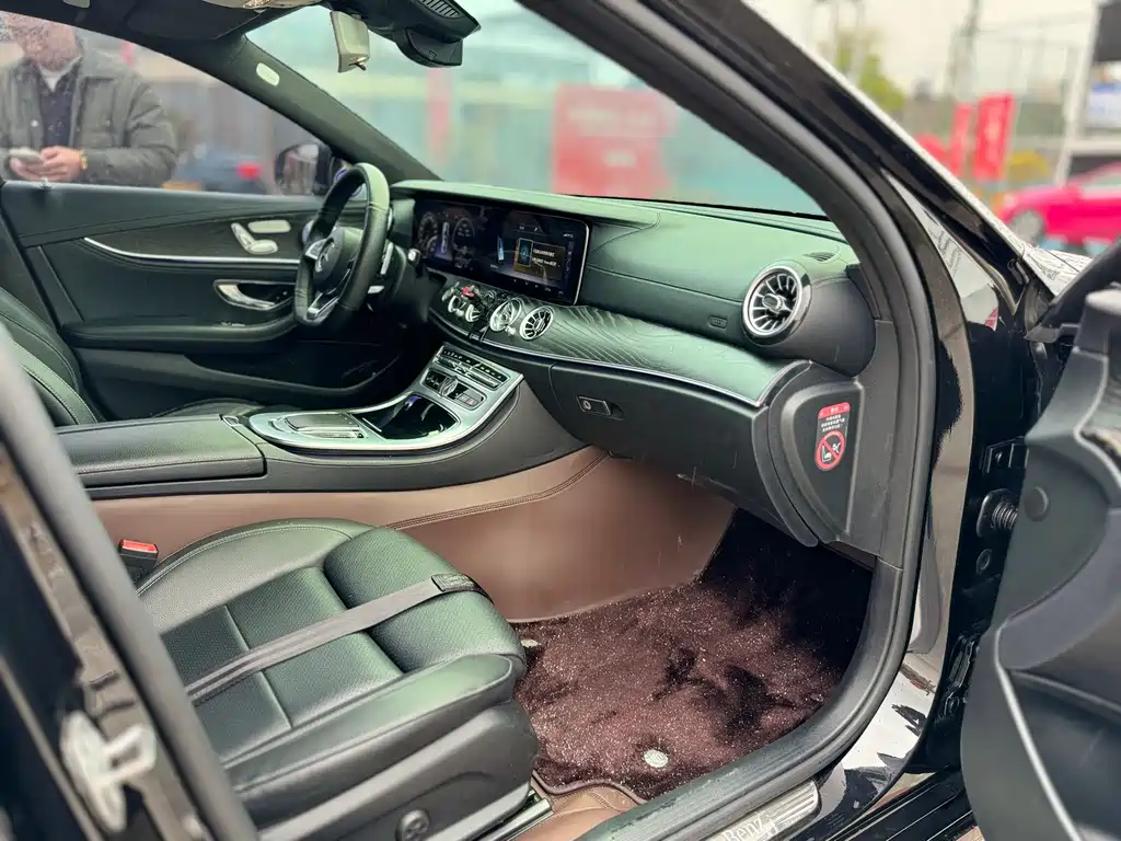 Mercedes-Benz E-Class 2016 E 200 L Sports купить на сайте DeffCars