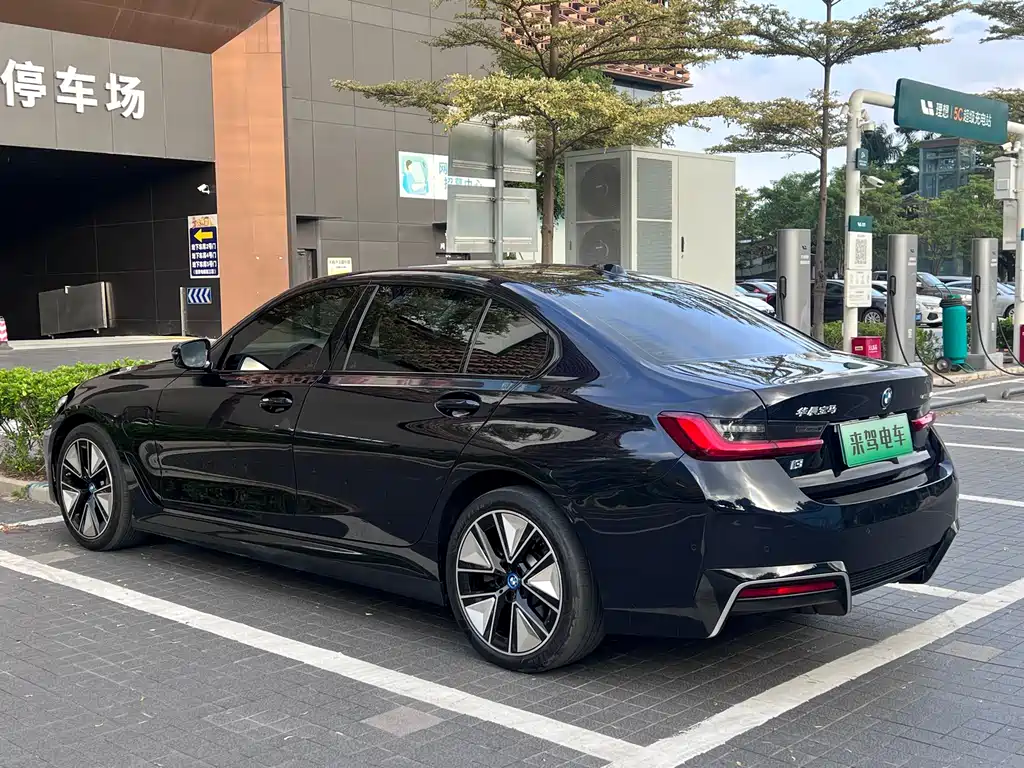BMW i3 2023 eDrive 40L Night Sports Package купить на сайте DeffCars