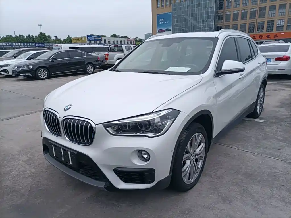 BMW X1 2019 sDrive20Li leading model купить на сайте DeffCars