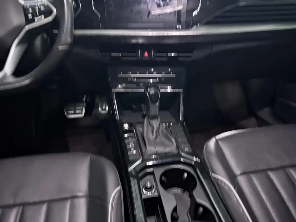 Passat 2023 330TSI Elite Edition купить на сайте DeffCars