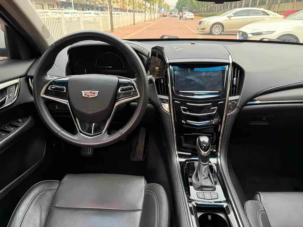 Cadillac ATS-L 2017 28T Fashion Model купить на сайте DeffCars
