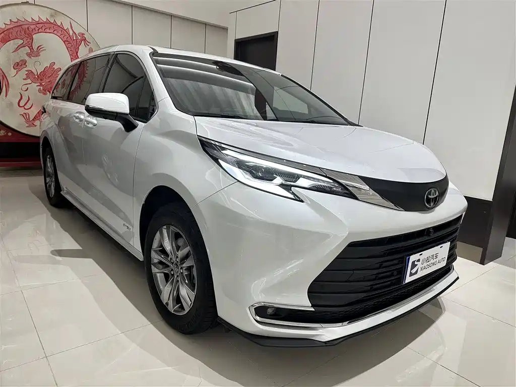 SIENNA 2024 2.5L Hybrid Comfort Edition купить на сайте DeffCars
