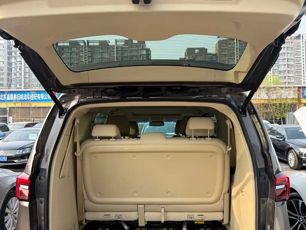 Buick GL8 2023 Land Business Class 652T Smart Luxury купить на сайте DeffCars