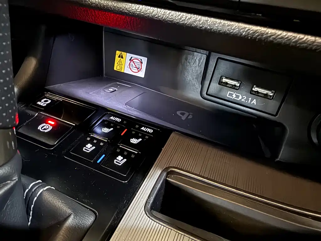 Lexus RX 2020 facelift 300 four-wheel drive F SPORT купить на сайте DeffCars