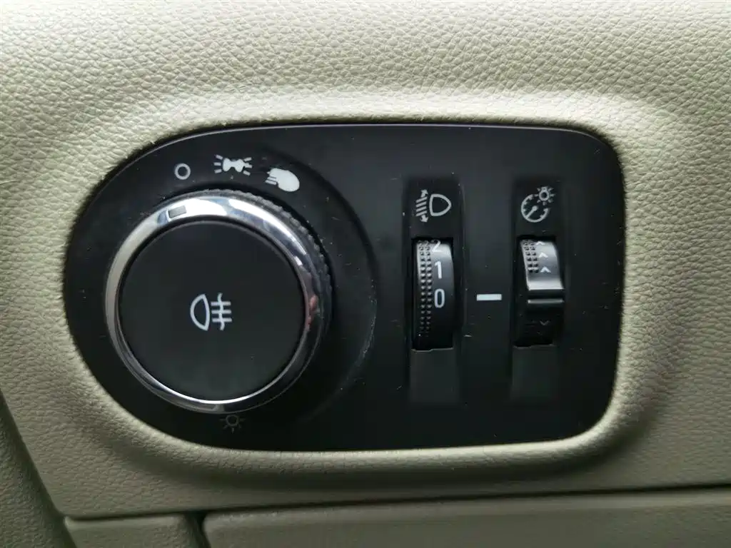 Weilan 2019 Sedan 15S Automatic Enterprising купить на сайте DeffCars