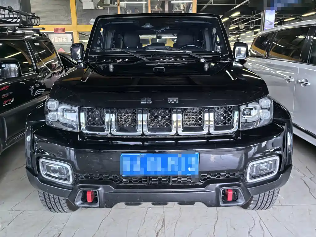 Beijing off-road BJ40 2020 2.0T automatic four-wheel drive city hunter version supreme type купить на сайте DeffCars