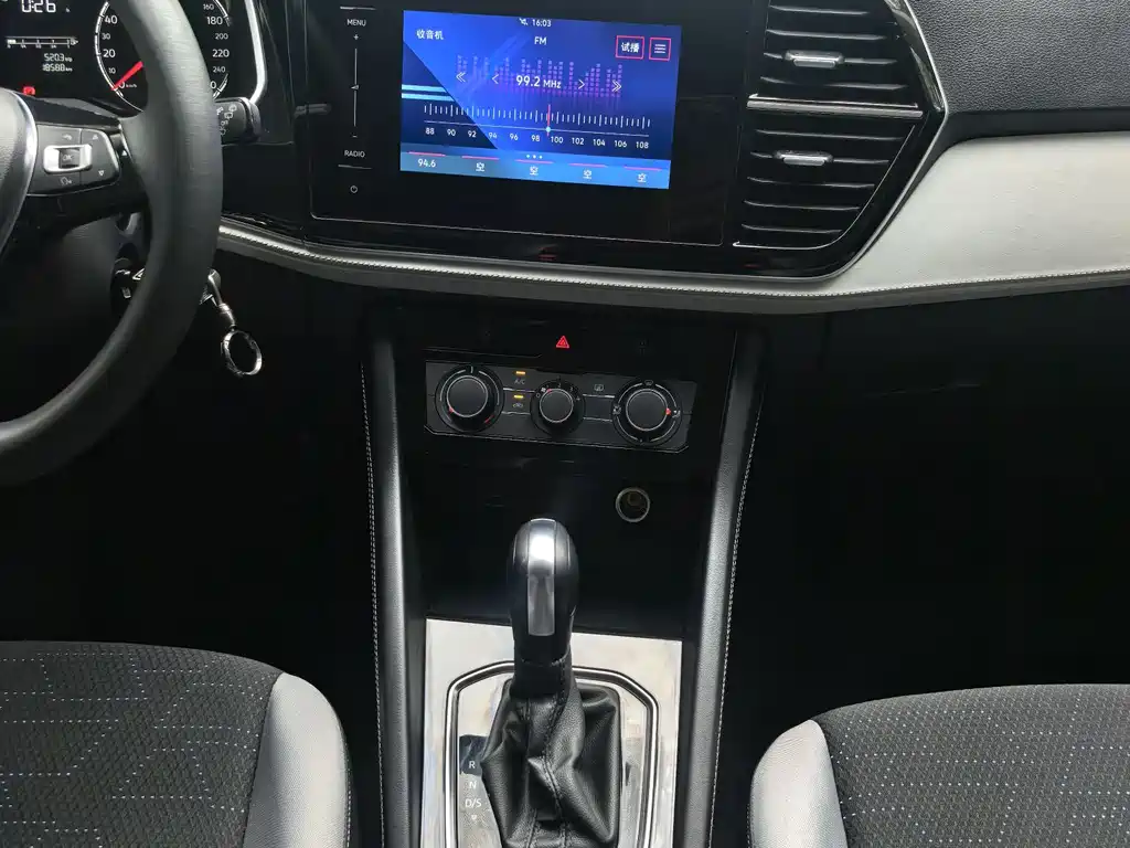 Jetta VS5 2023 280TSI automatic aggressive model купить на сайте DeffCars