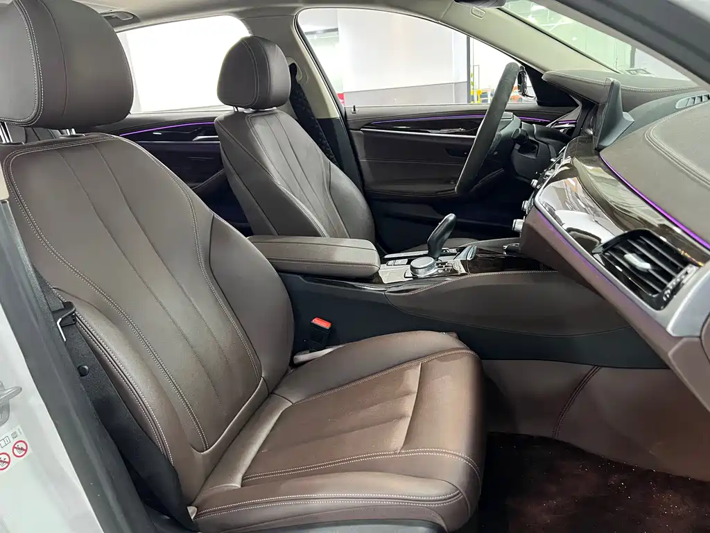 BMW 5 Series 2020 525Li Luxury Package купить на сайте DeffCars