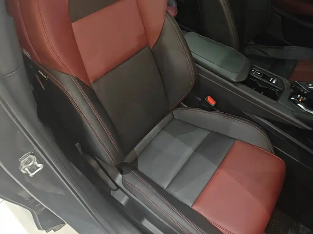 Lynk & Co 06 2021 1.5T Shero Pink Special Edition купить на сайте DeffCars