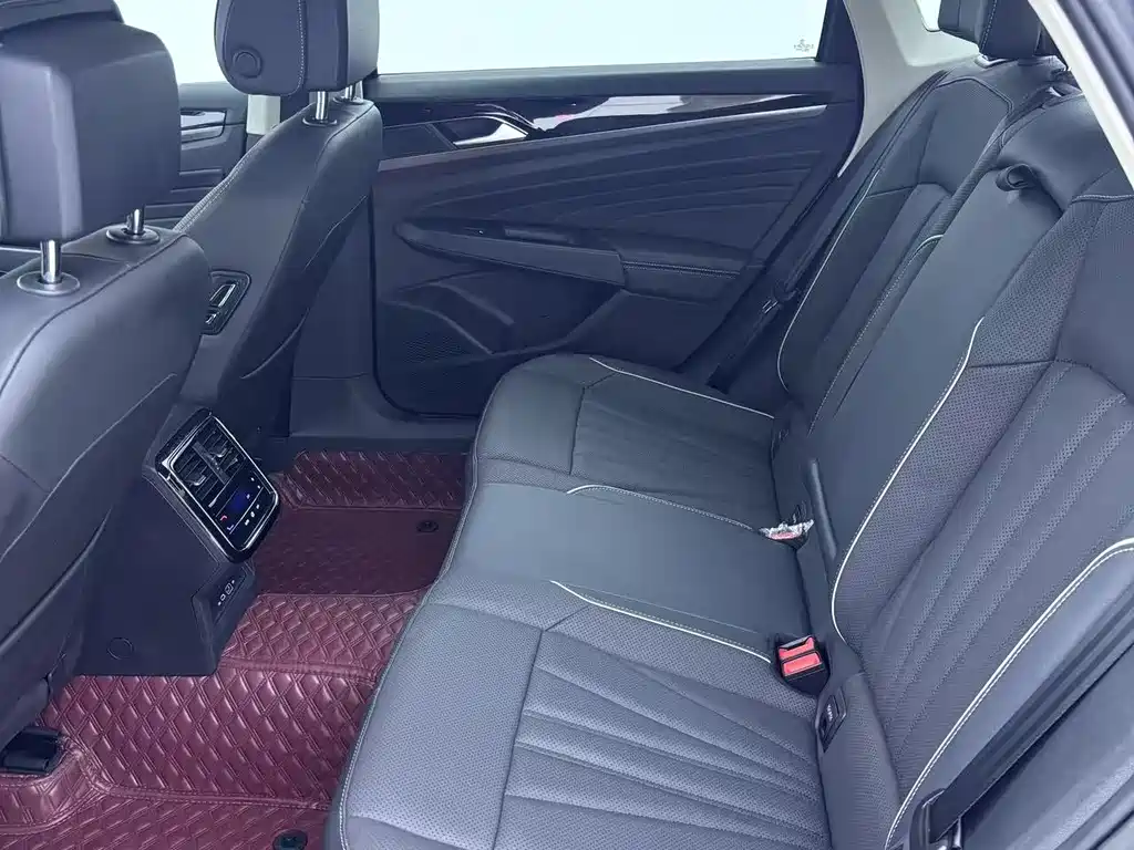 Passat 2024 330TSI Elite Edition купить на сайте DeffCars
