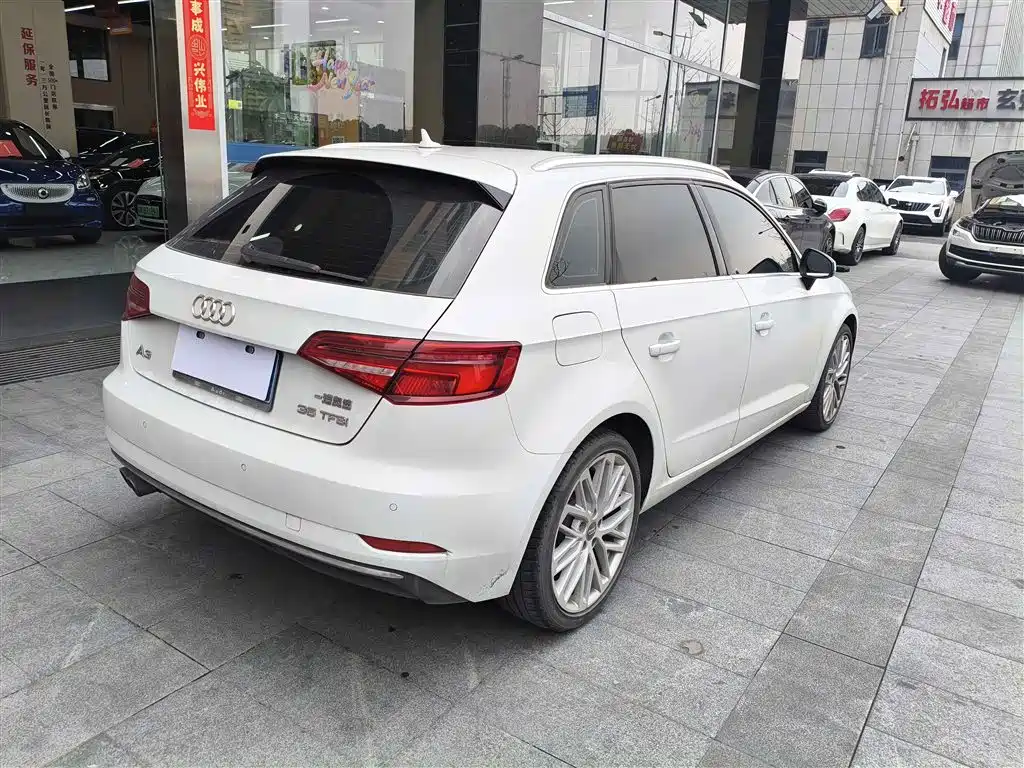 Audi A3 2018 30th Anniversary Model Sportback 35 TFSI Fashion Model купить на сайте DeffCars