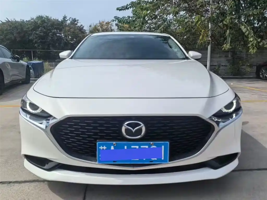 Mazda3 Angkesela 2025 2.0L Automatic Premium Edition купить на сайте DeffCars
