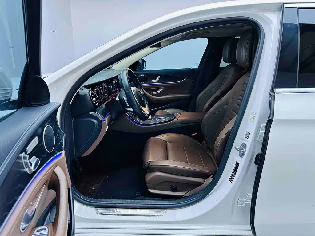 Mercedes-Benz E-Class 2019 E 200 L Sports купить на сайте DeffCars