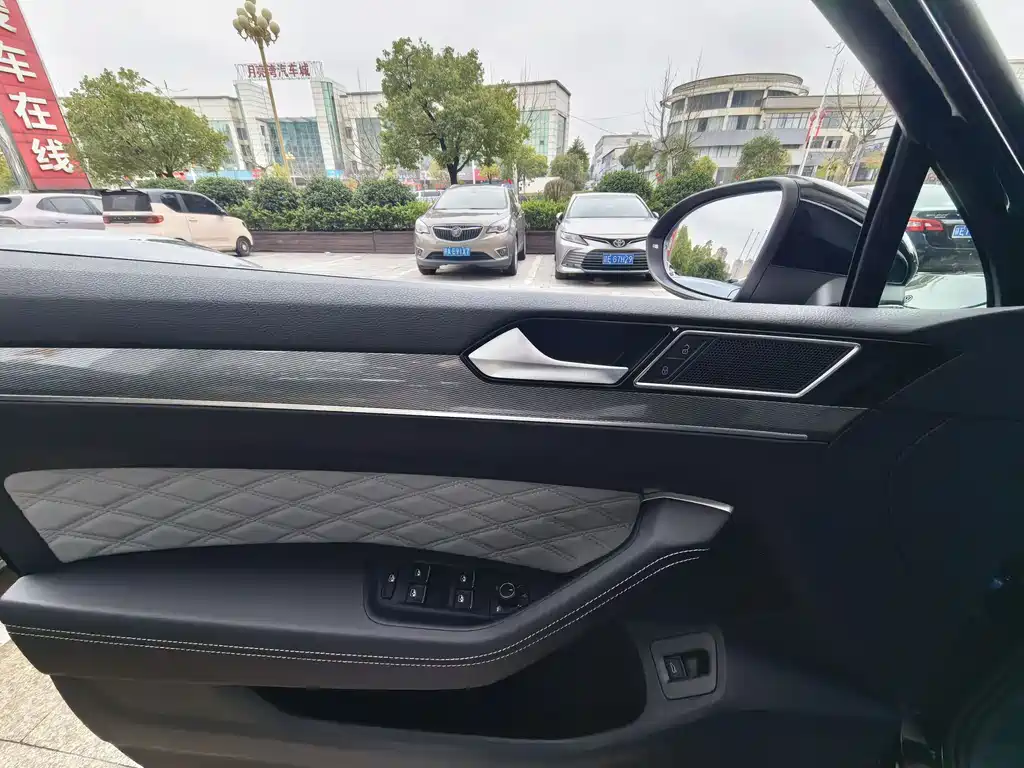 Magotan 2025 model 280TSI DSG comfort model купить на сайте DeffCars