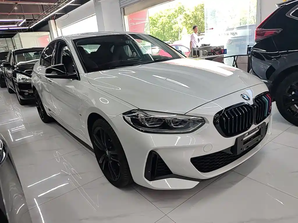 BMW 1 Series 2023 125i M Sports Night Edition купить на сайте DeffCars
