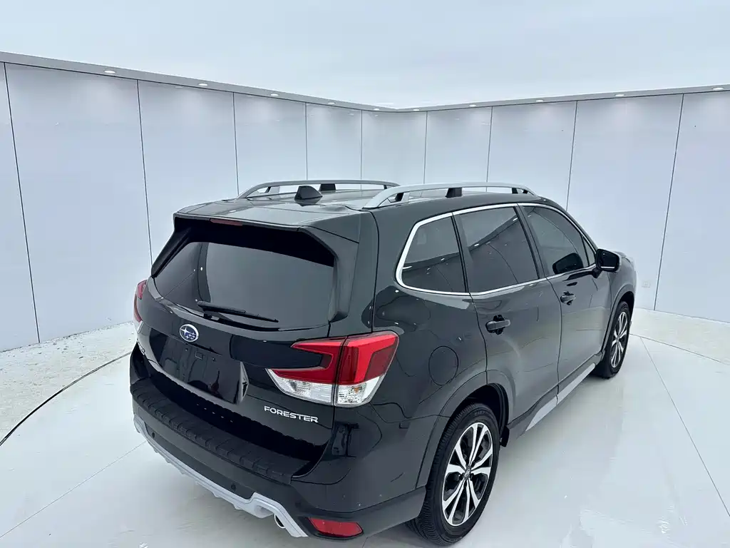 Forester 2022 2.0i AWD Ultimate EyeSight купить на сайте DeffCars