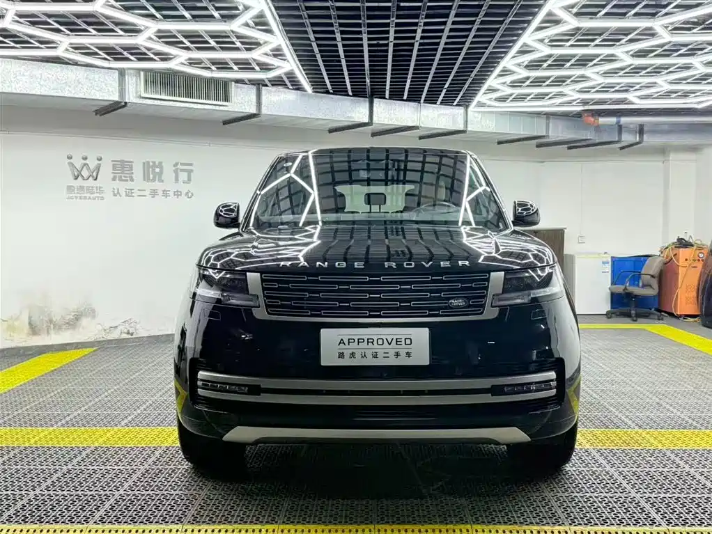 Range Rover 2024 3.0 L6 400PS Extended Edition купить на сайте DeffCars