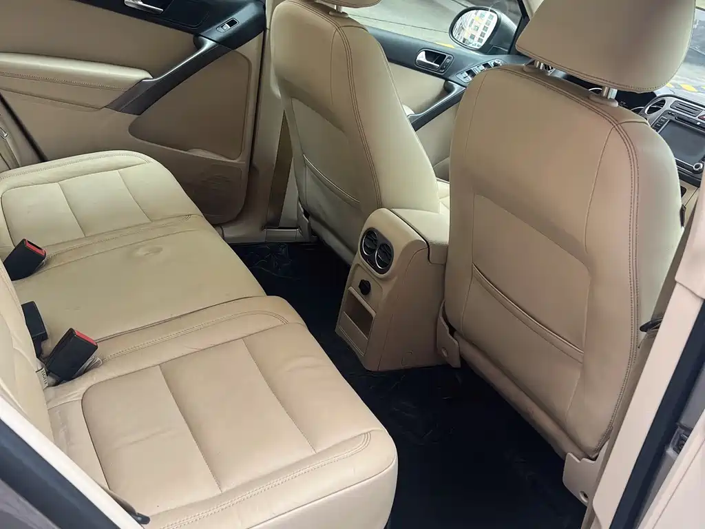 Tiguan 2010 2.0TSI automatic four-wheel drive elite version купить на сайте DeffCars