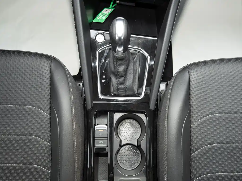 Jetta VS5 2022 280TSI automatic glory type купить на сайте DeffCars