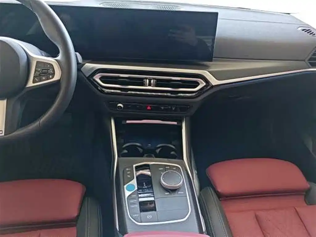 BMW i3 2024 eDrive 40L Night Package купить на сайте DeffCars