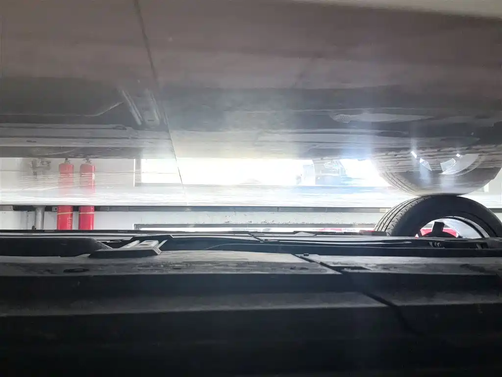 Changan UNI-V 2022 1.5T premium model купить на сайте DeffCars