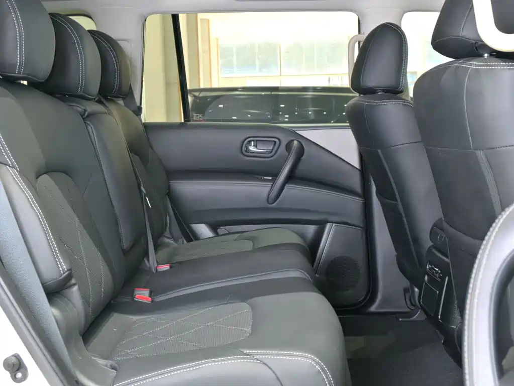 Patrol 2018 4.0L LinkedIn model купить на сайте DeffCars