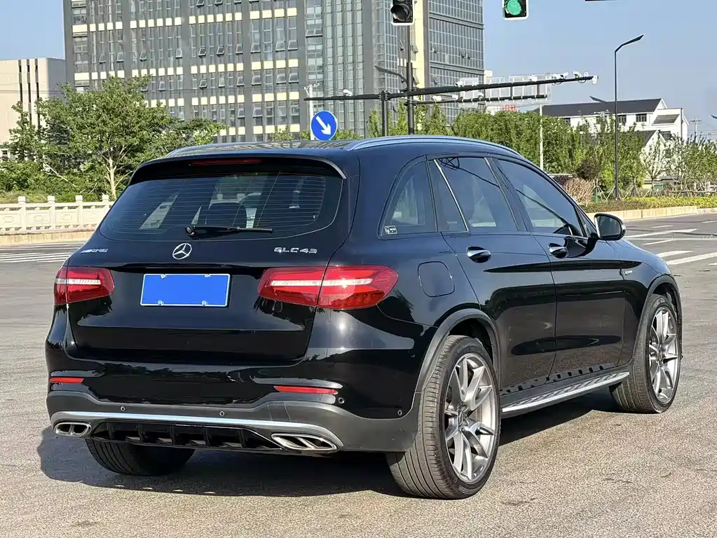 Mercedes-Benz GLC AMG 2017 AMG GLC 43 4MATIC Special Edition купить на сайте DeffCars