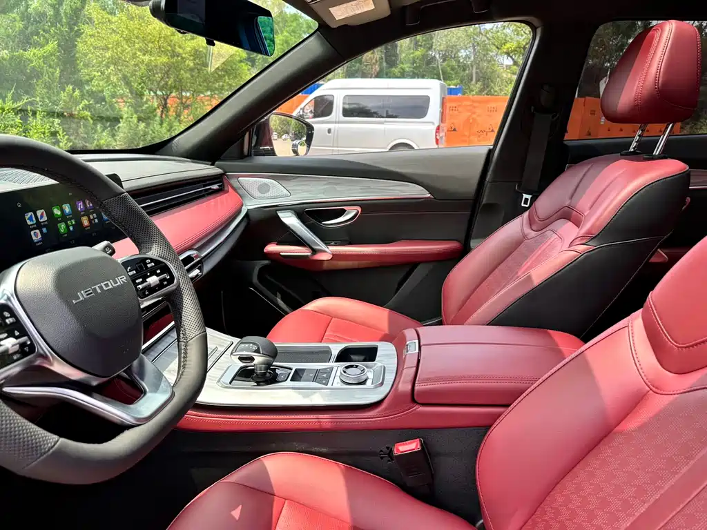 Jietu X70 PLUS 2023 model 1.5T DCT Brave PLUS 5 seats купить на сайте DeffCars