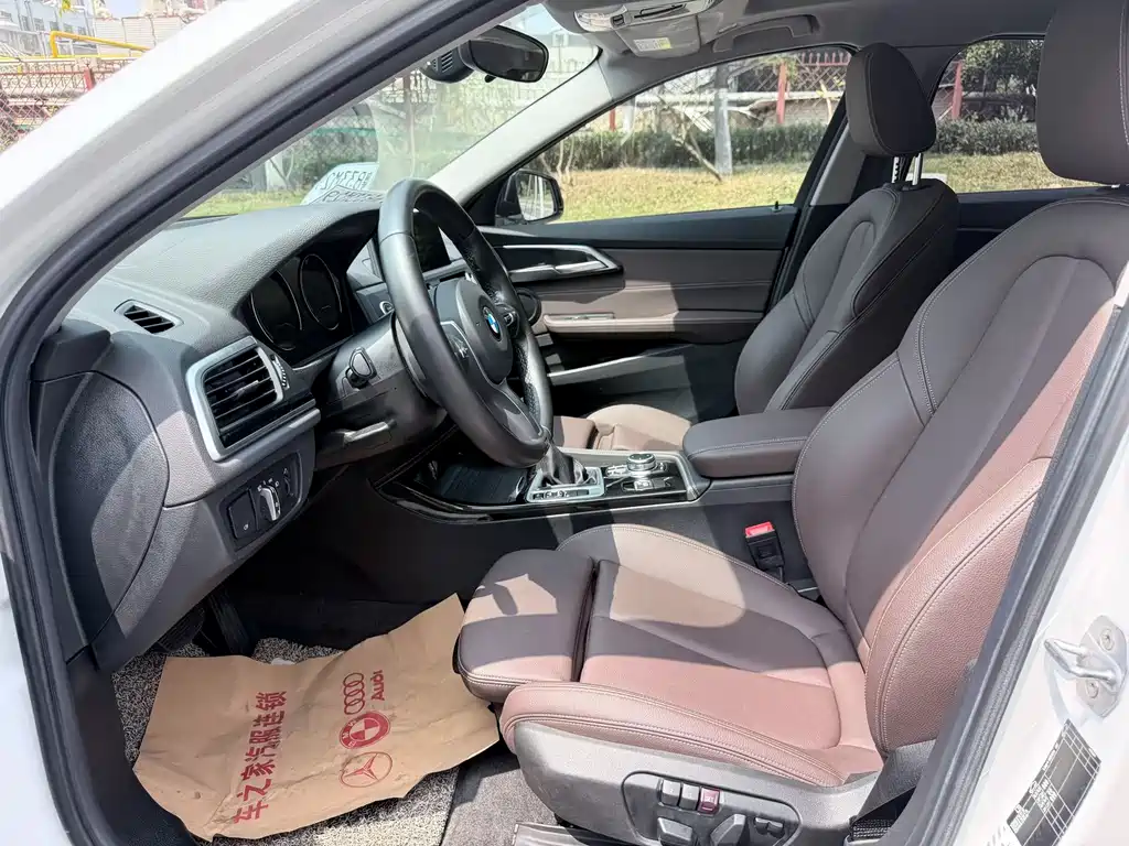 BMW 1 Series 2019 118i M Sports Package купить на сайте DeffCars