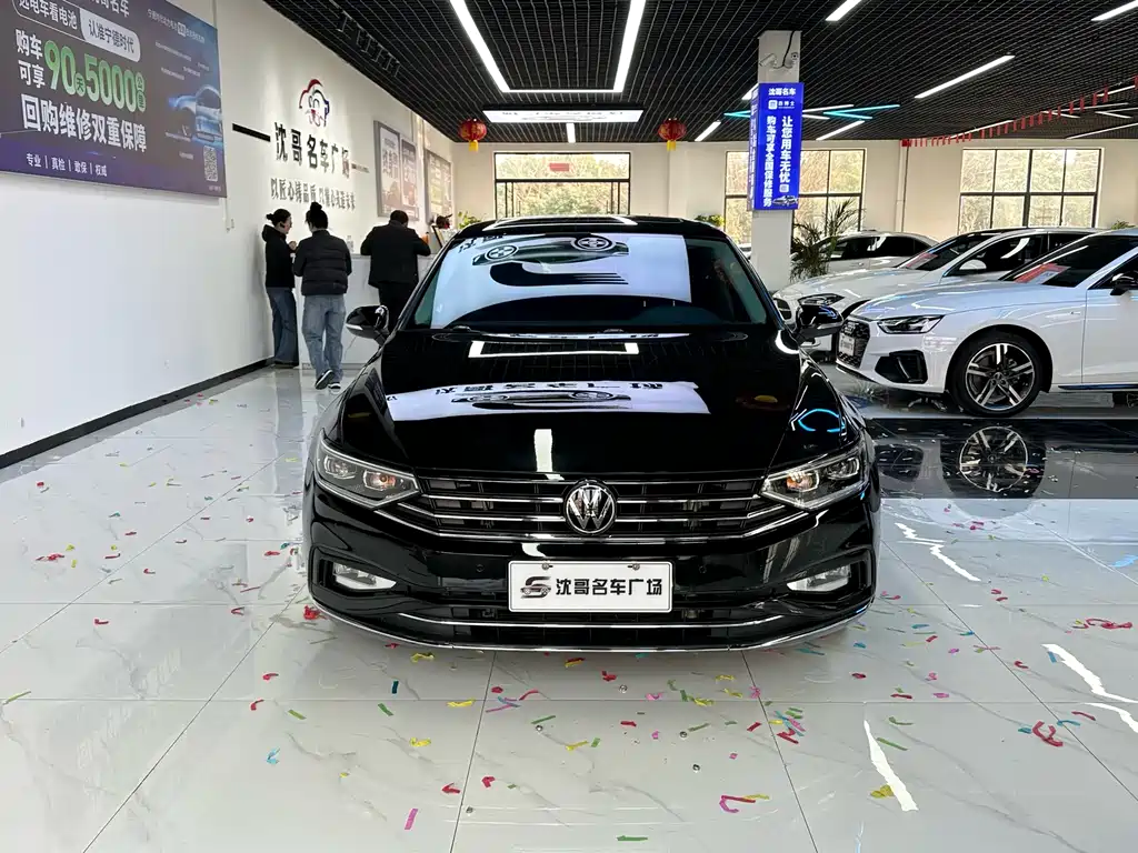 Magotan 2020 330TSI DSG leading model купить на сайте DeffCars