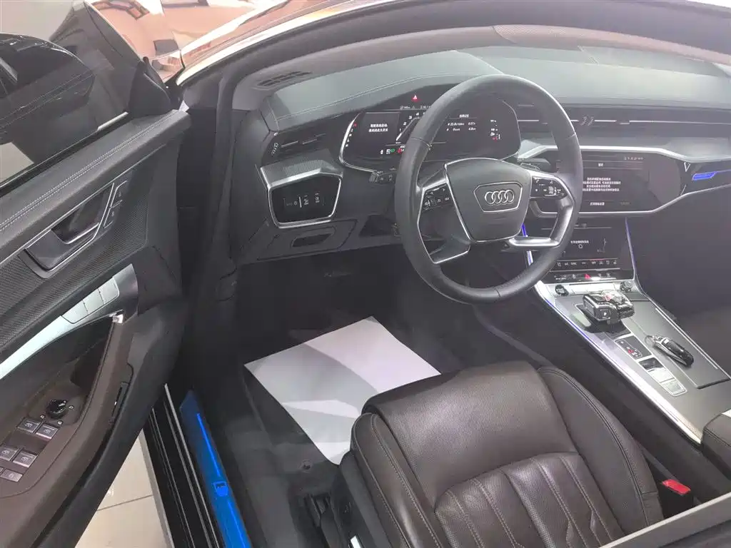Audi A7L 2024 45TFSI quattro S-line vision type liquid crystal package купить на сайте DeffCars