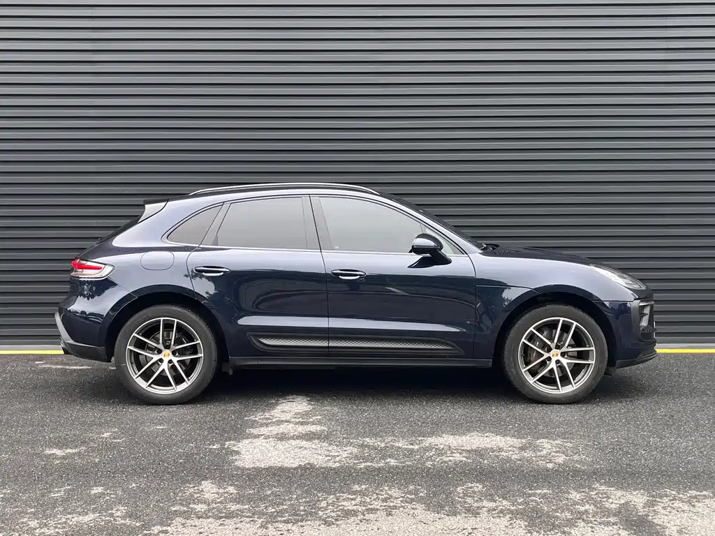 Macan 2022 Macan 2.0T купить на сайте DeffCars