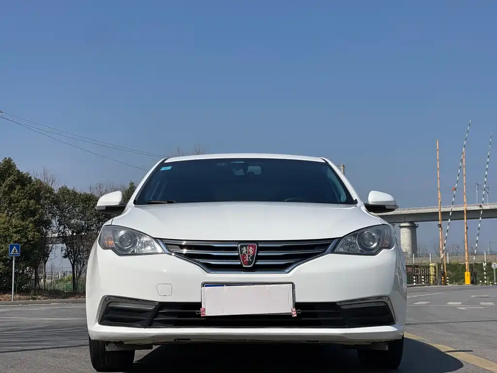 Roewe 360 ​​2015 1.5L automatic luxury version купить на сайте DeffCars