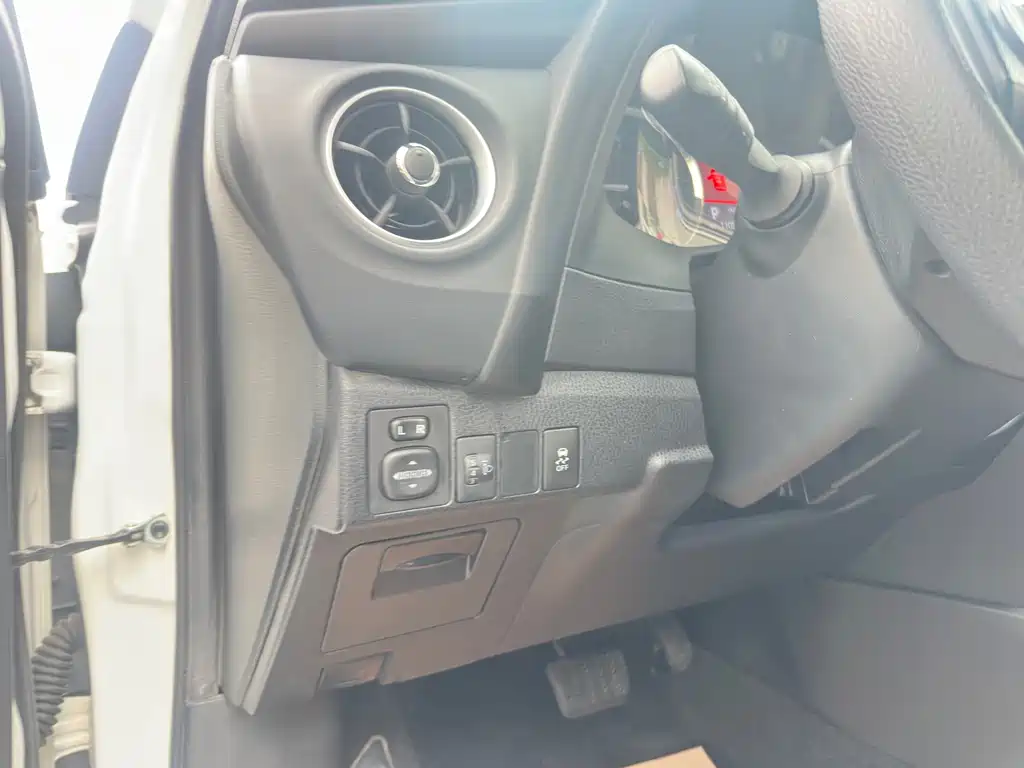 Corolla 2017 facelift 1.2T S-CVT GL-i купить на сайте DeffCars