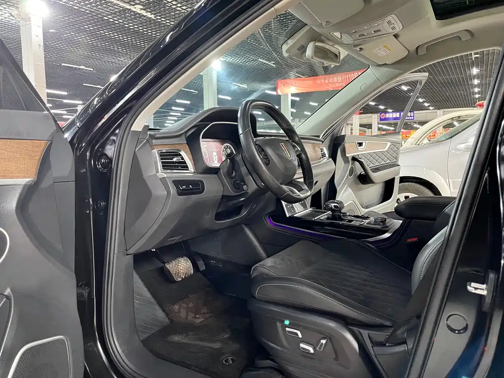 Hongqi HS7 2022 2.0T DCT two-wheel drive smart connected flagship version, five seats купить на сайте DeffCars