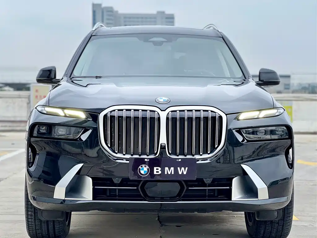 BMW X7 2024 xDrive40i Leading Luxury Package купить на сайте DeffCars