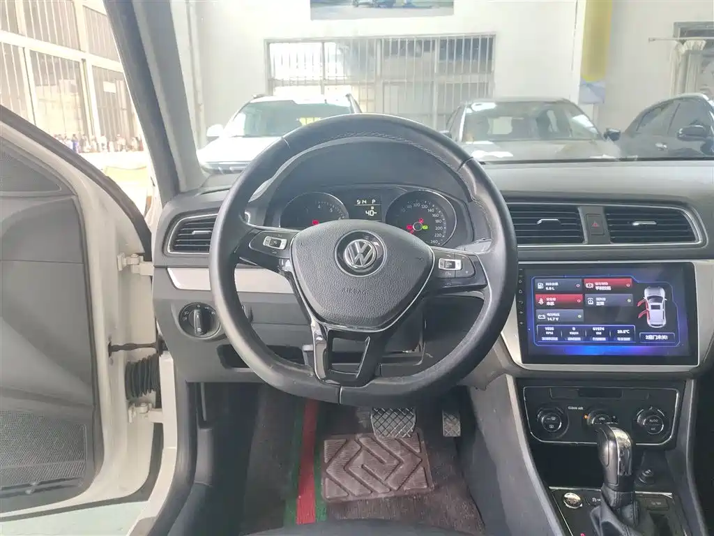 Langxing 2017 180TSI DSG Comfort Edition купить на сайте DeffCars