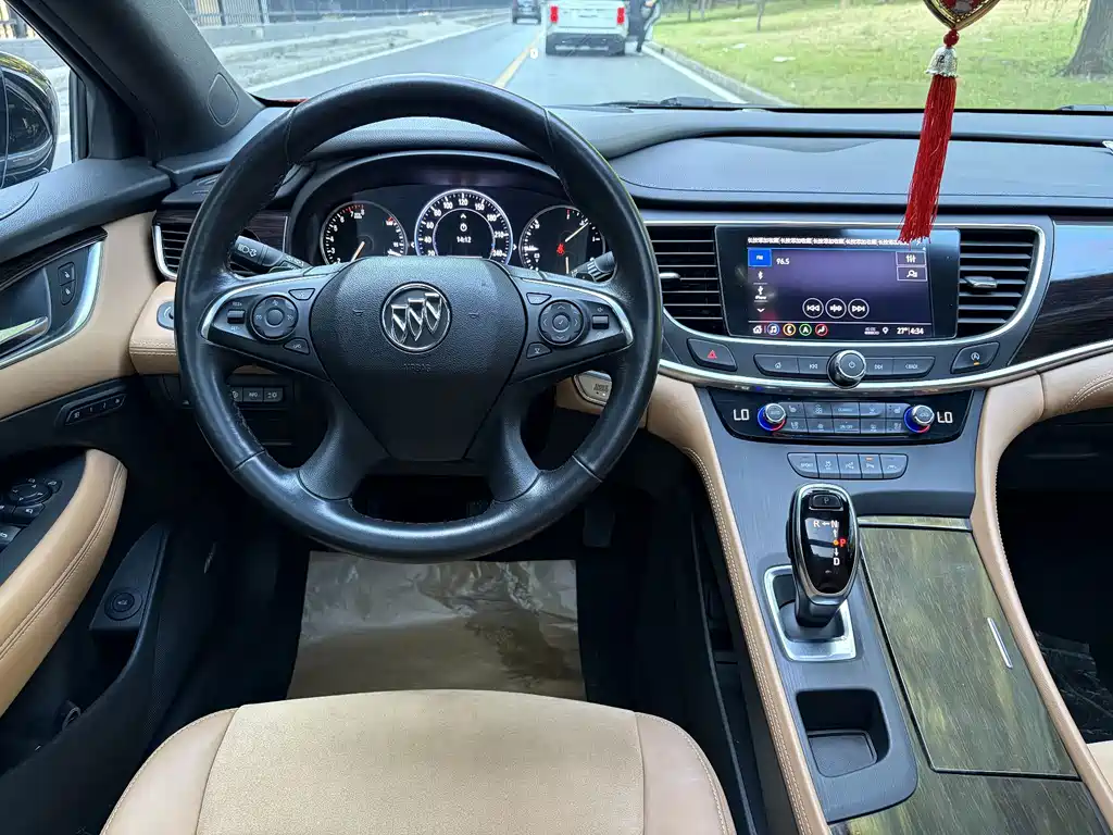 LaCrosse 2019 28T Premium Model купить на сайте DeffCars
