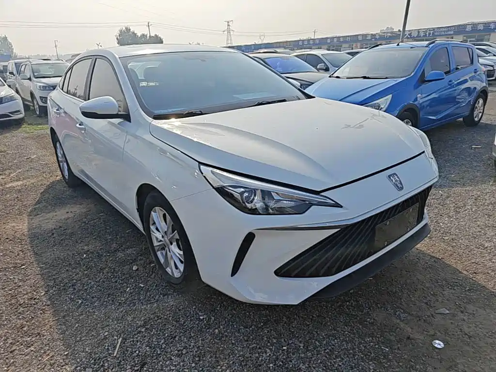Roewe i5 2023 1.5L CVT Deluxe Edition купить на сайте DeffCars