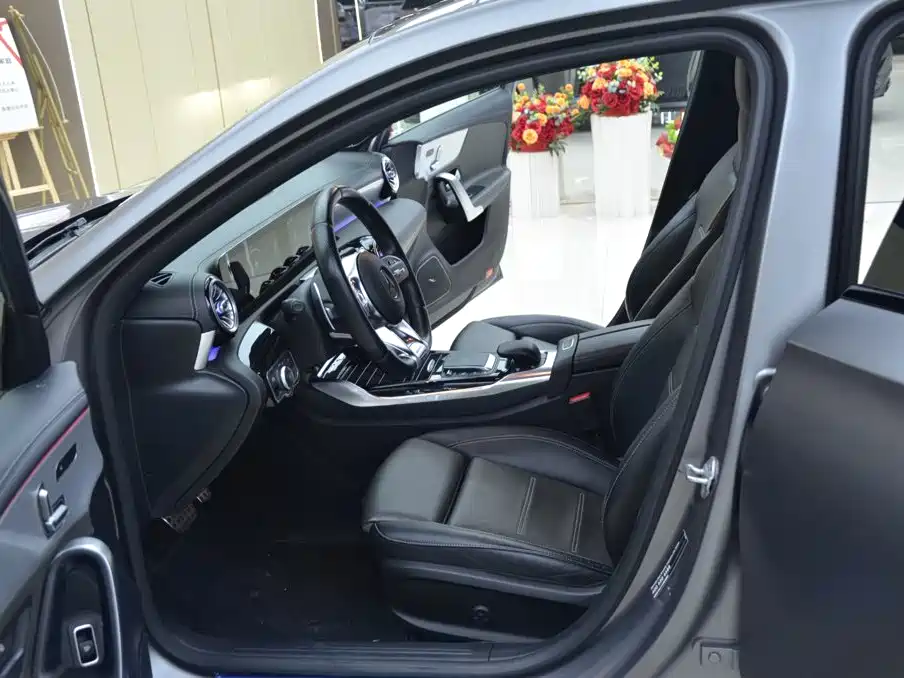 Mercedes-Benz A-Class AMG 2020 AMG A 35 L 4MATIC купить на сайте DeffCars