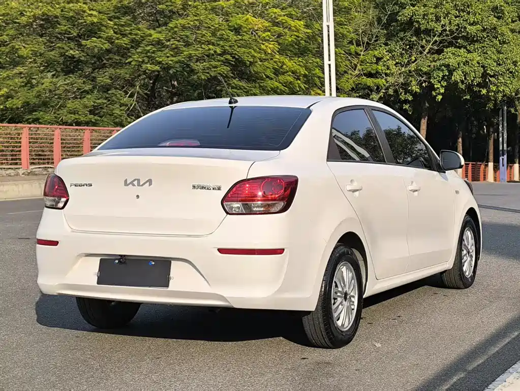 Huanchi 2020 1.4L automatic comfort sunroof version купить на сайте DeffCars