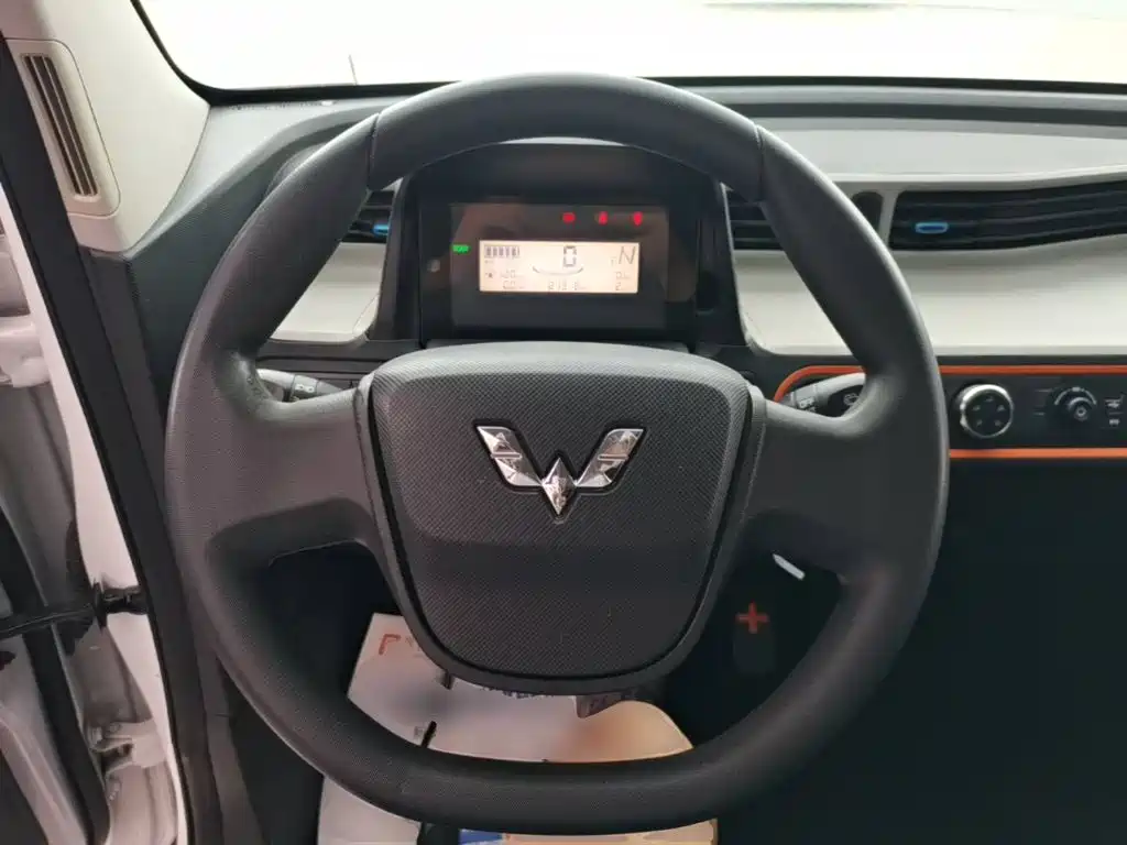 Hongguang MINIEV 2020 Relaxed Model Sanyuan Lithium купить на сайте DeffCars