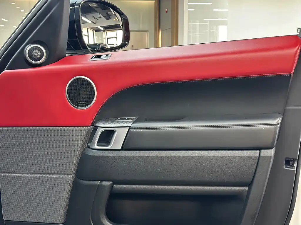 Range Rover Sport 2020 3.0 L6 HSE DYNAMIC купить на сайте DeffCars