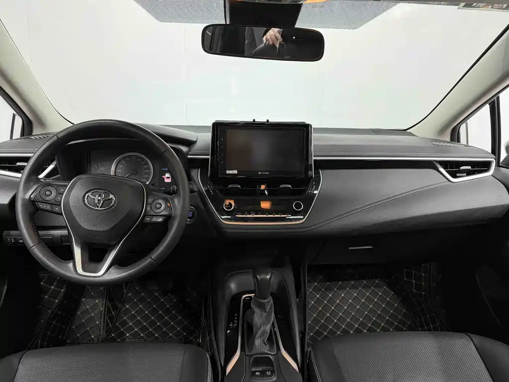 Corolla 2019 1.2T S-CVT GL-i Deluxe Edition купить на сайте DeffCars