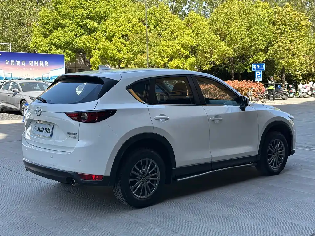 Mazda CX-5 2020 2.0L automatic two-wheel drive smart model купить на сайте DeffCars
