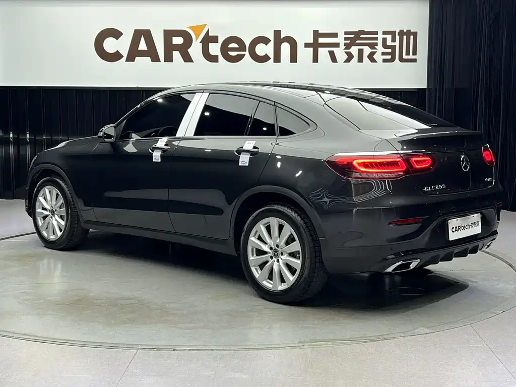 Mercedes-Benz GLC Coupe 2020 GLC 260 4MATIC Coupe SUV купить на сайте DeffCars