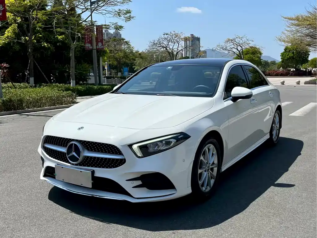 Mercedes-Benz A-Class 2020 A 200 L Sports Sedan купить на сайте DeffCars