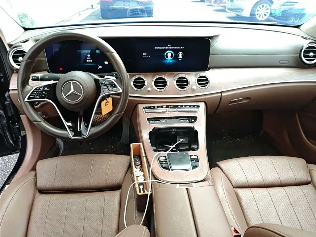 Mercedes-Benz E-Class New Energy 2022 Model 2 E 350 e L plug-in hybrid sedan купить на сайте DeffCars