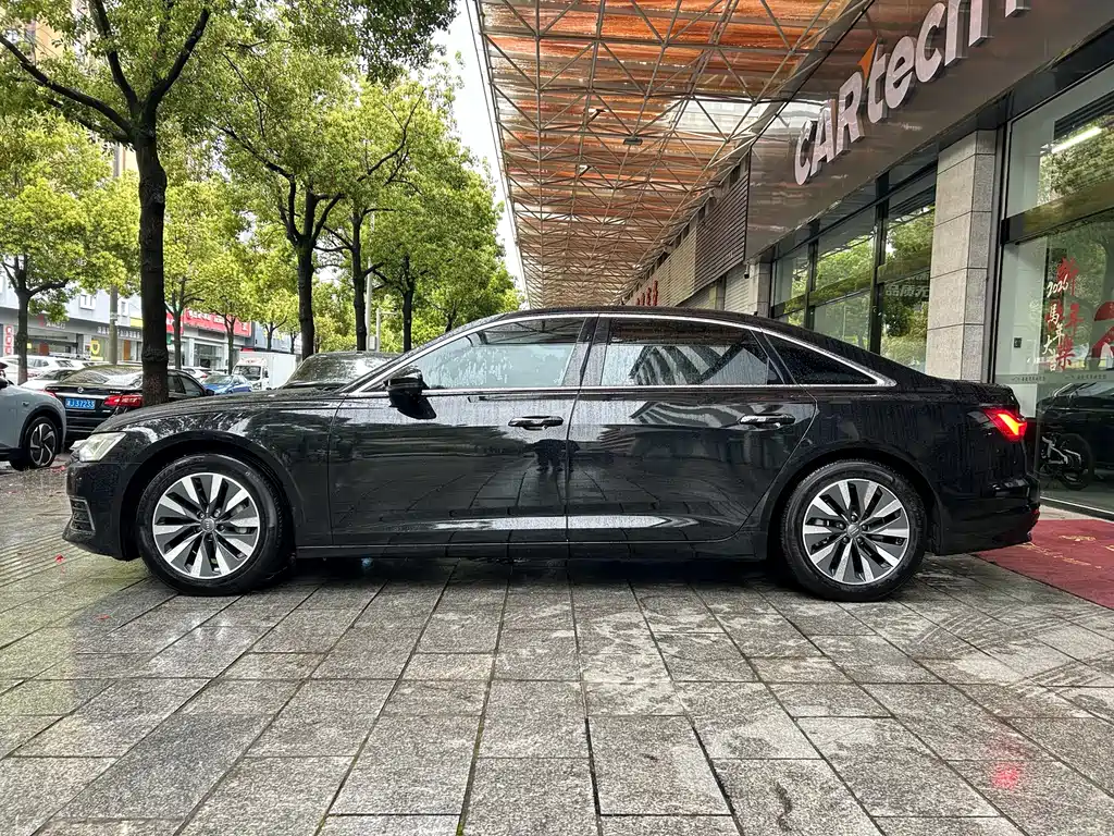Audi A6L 2021 45 TFSI Premium Elegant Model купить на сайте DeffCars
